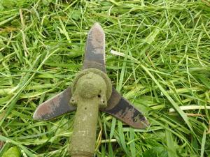 Kaszálás fix késes kaszgéppel